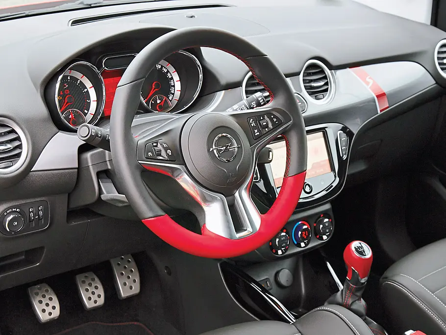 Opel Adam S