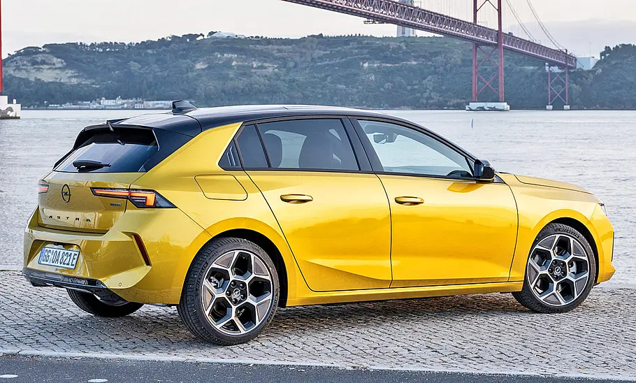 Opel Astra Plug-in-Hybrid Opel Astra Plug-in-Hybrid