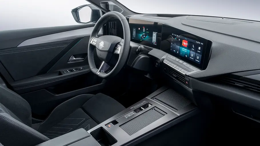 Opel Astra Facelift Das Cockpit des Opel Astra Facelift.
