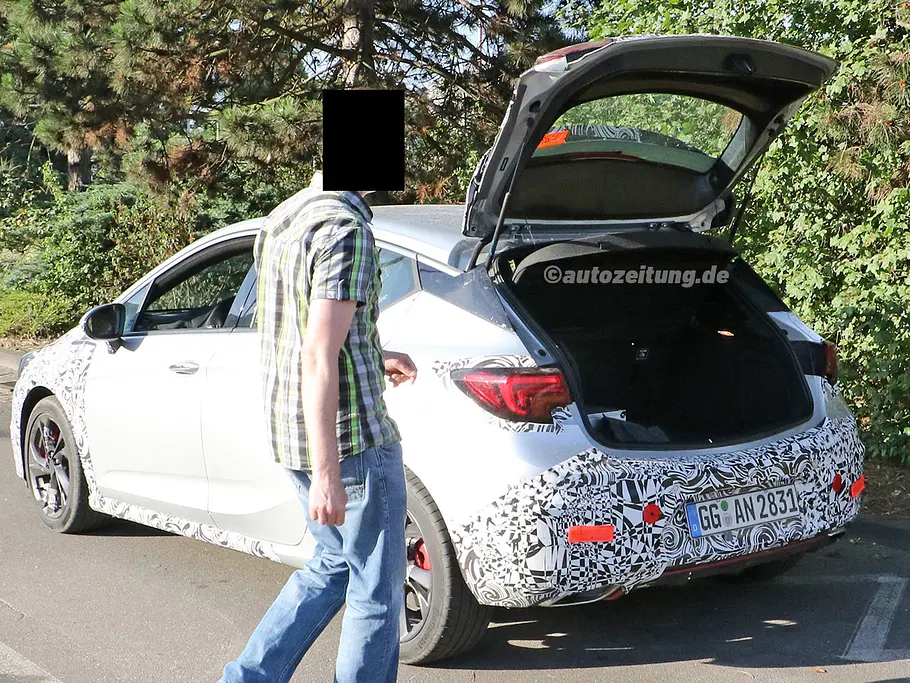 Opel Astra OPC (2018) Opel Astra OPC (2018)