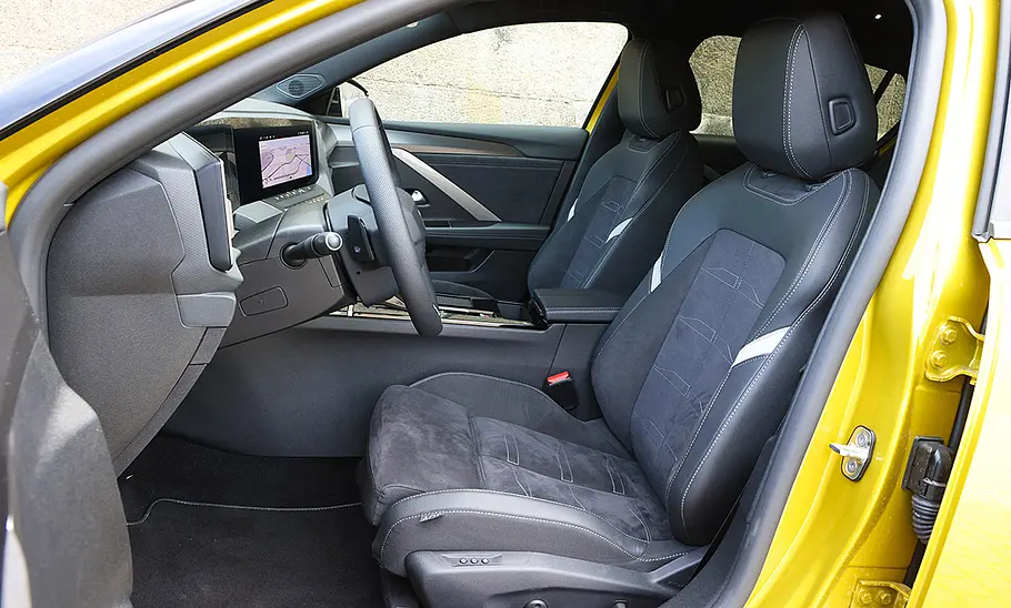 Opel Astra Plug-in-Hybrid Opel Astra Plug-in-Hybrid