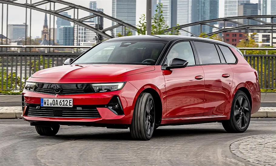 Opel Astra Sports Tourer Electric (2023)