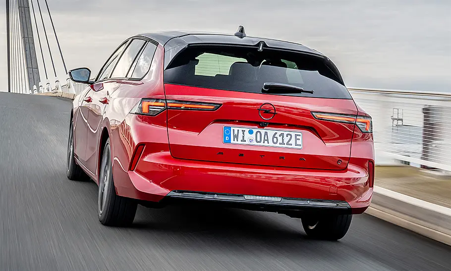 Opel Astra Sports Tourer Electric (2023)