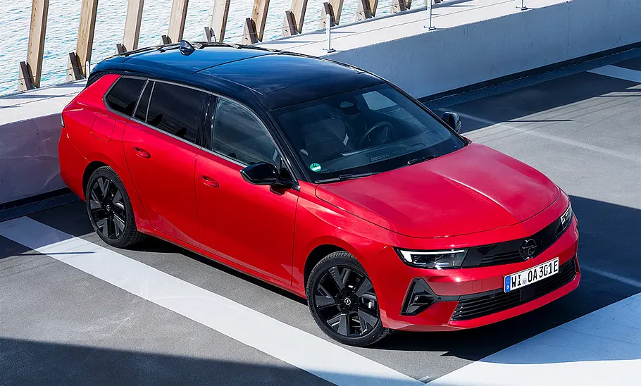 Opel Astra Sports Tourer Electric (2023)