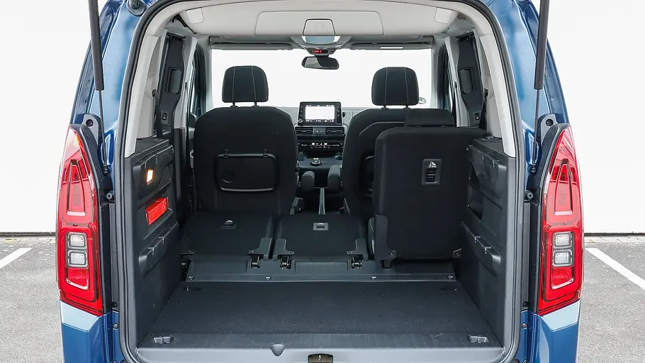 Der Kofferraum des Opel Combo (2018).