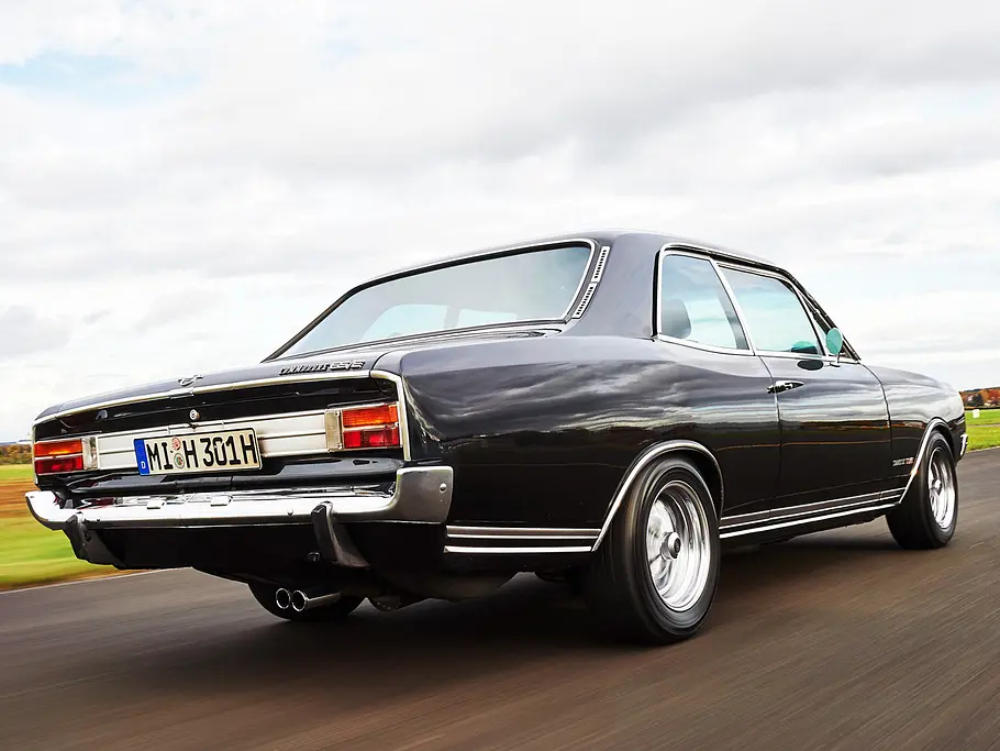 opel commodore gs/e