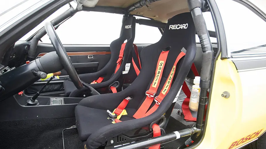 Das Interieur des Opel Commodore GS/E. 
