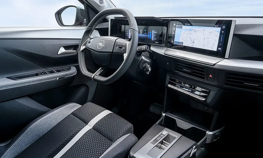 Das Cockpit des Opel Frontera (2024).
