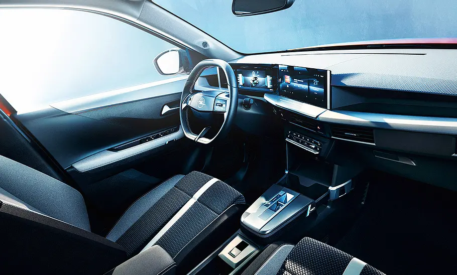 Das Cockpit des Opel Frontera (2024).