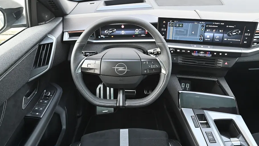 Opel Grandland Electric Das Armaturenbrett des Opel Grandland Electric.