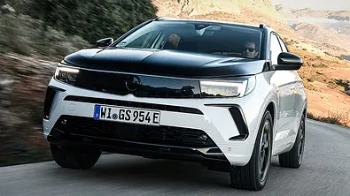 Opel Grandland GSe (2023) - Foto: Opel