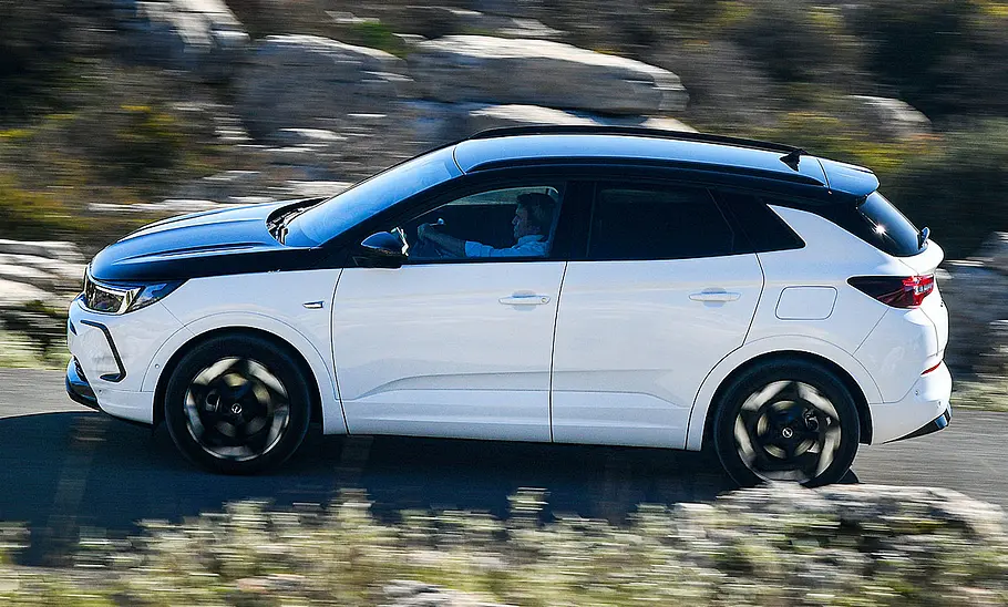 Opel Grandland GSe (2023)
