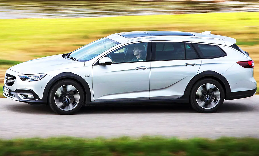 Opel Insignia Country Tourer 4x4 Opel Insignia Country Tourer 4x4