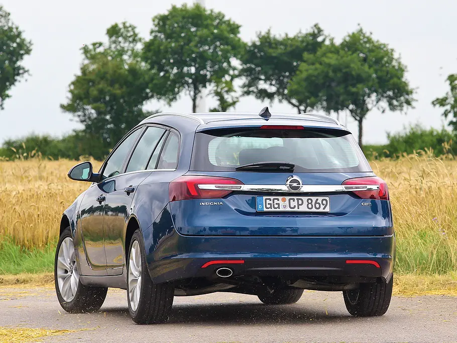 Opel Insignia Sports Tourer (2016)