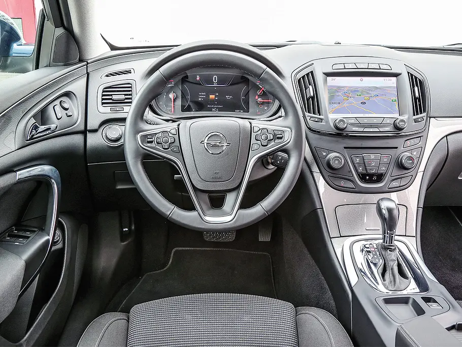 Opel Insignia Sports Tourer (2016)