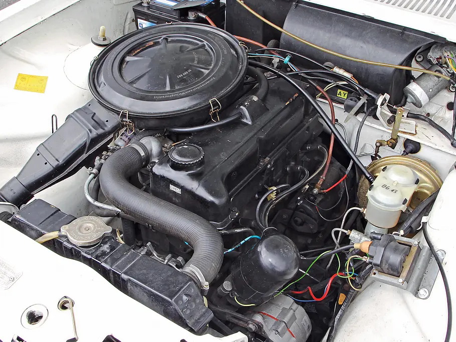 VW 1303 Cabrio Inj. Opel Kadett Aero 1.6 S Vergleich Bilder technische Daten Motor