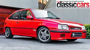 Der Opel Kadett GSi 16V S Superboss stehend von schräg vorne - Foto: Sports & GT Classics