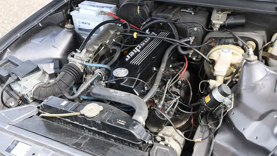 Der Motor des Opel Manta C.
