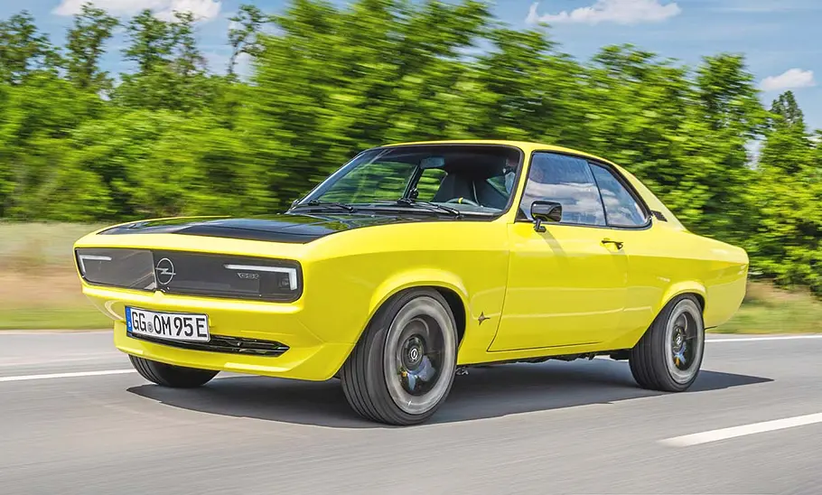 Opel Manta GSe Front