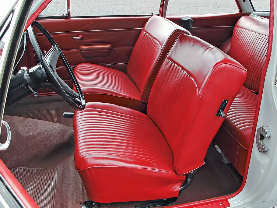 VW 1500 Variant Opel Rekord C 1700 Caravan Vergleich Bilder technische Daten Sitze