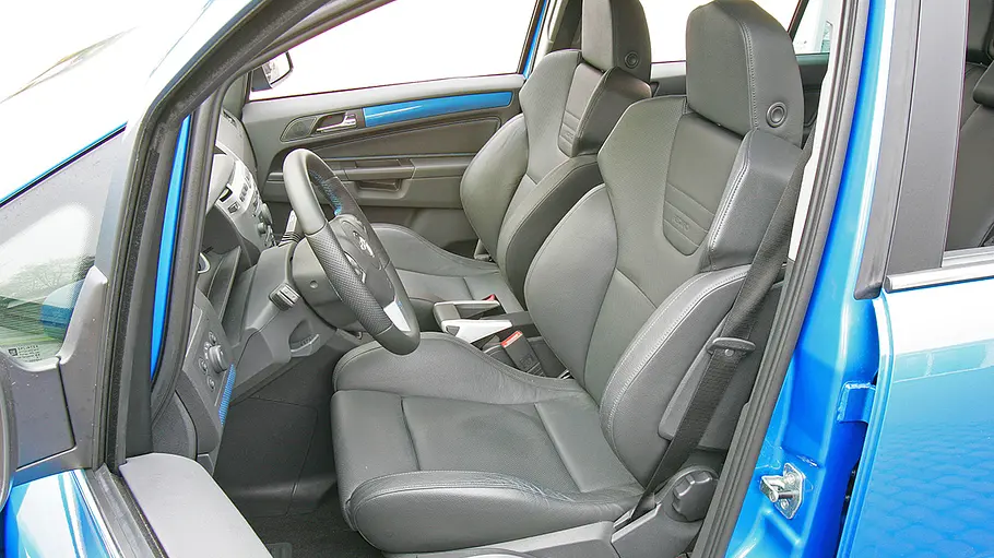 Opel Zafira OPC Die Sitze des Opel Zafira OPC.