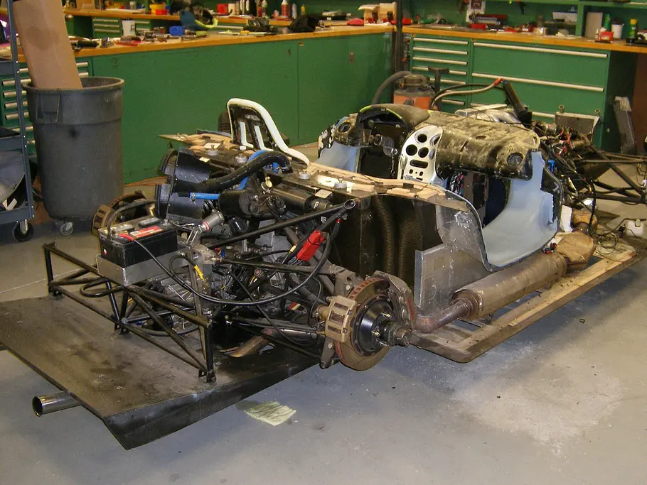 Panoz zeigt restaurierten GTR-1 in Dubai Panoz Esperante GTR-1