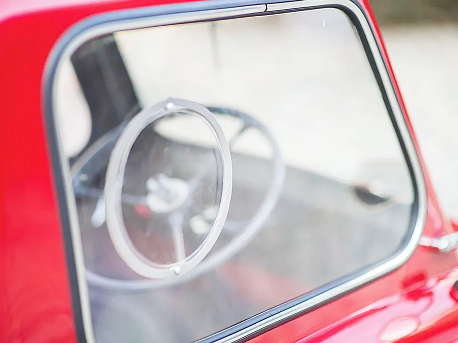 Peel P50 versteigert Peel P50 versteigert