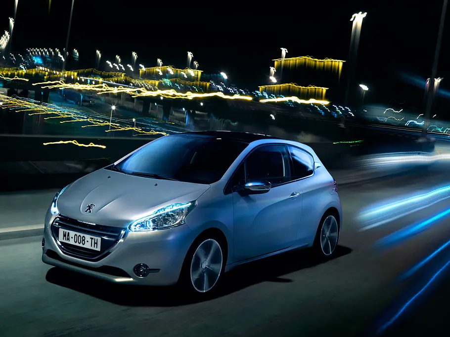 Peugeot 208 Preis 2012 Dreitürer Fünftürer 11.600 Euro