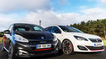 Peugeot 208 GTI Peugeot 308 GTI by peugeot sport