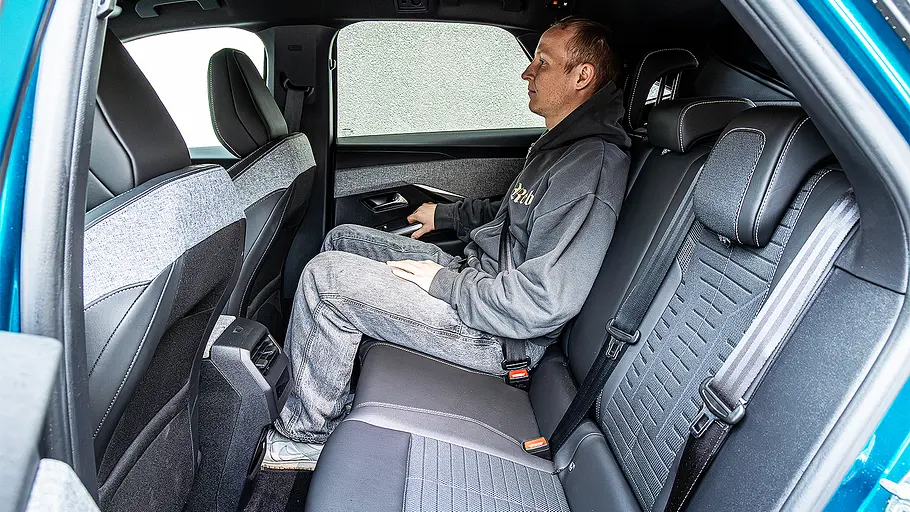 Blick in den Fondbereich des Peugeot 3008.