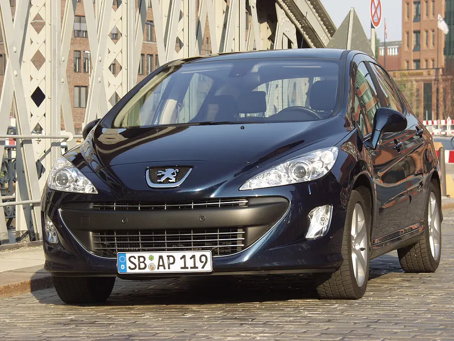 Peugeot 308 150 THP - Grill