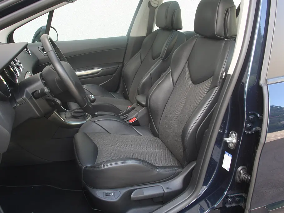 Peugeot 308 150 THP - Edelbestuhlung