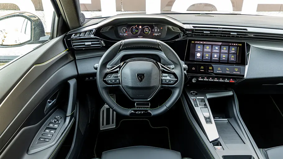 Peugeot 308 Facelift Das Cockpit des Peugeot 308 Facelift.