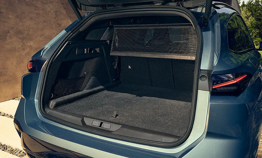Der Kofferraum des Peugeot (E-)308 SW Facelift (2026).