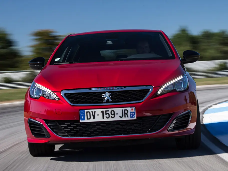 Peugeot 308 GTi by Peugeot Sport