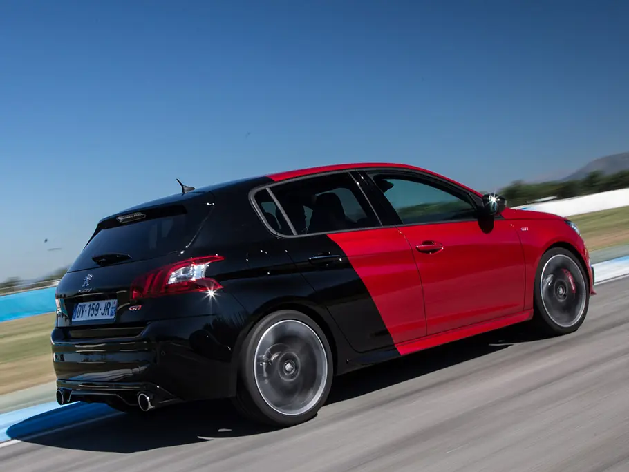 Peugeot 308 GTi by Peugeot Sport