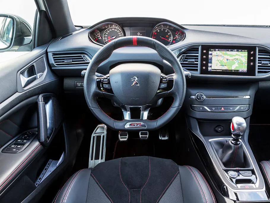 Peugeot 308 GTI by peugeot sport