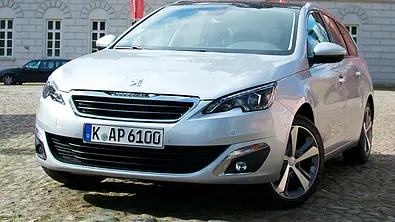 Peugeot 308 SW PureTech 130 - Foto: Team AUTOZEITUNG