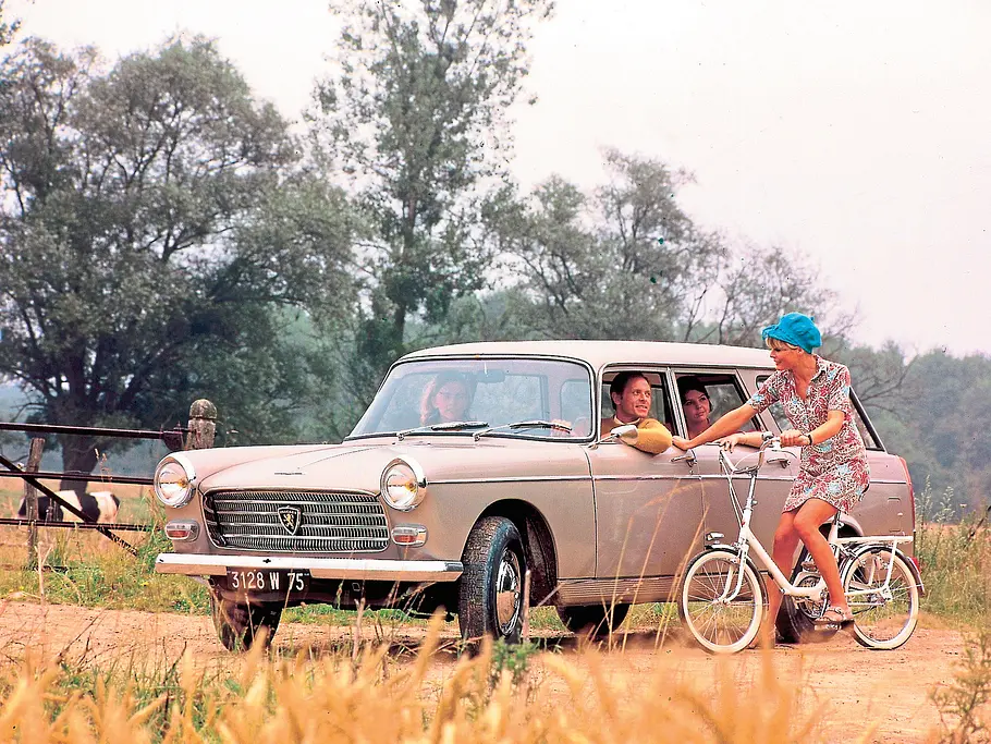 Fahrbericht: Peugeot 404 Familiale Peugeot 404 Familiale Kaufberatung Fahrbericht Bilder technische Daten Werbung