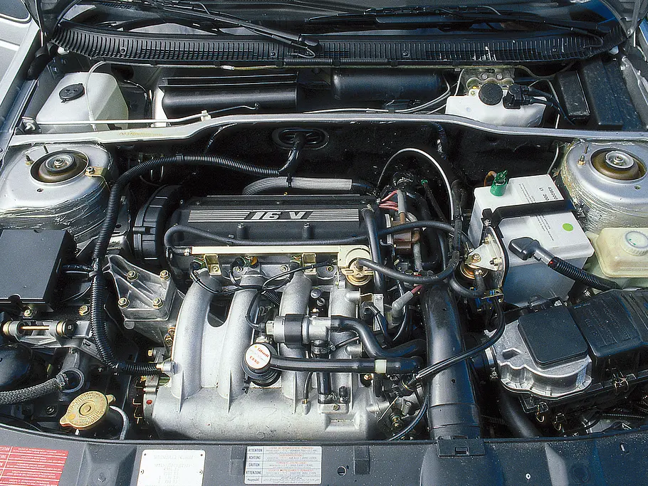 Limousinen Youngtimer Mercedes 190 E Renault 21 Citroen BX Peugeot 405