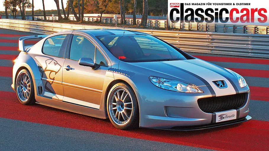 Der Peugeot 407 Silhouette stehend von schräg vorne