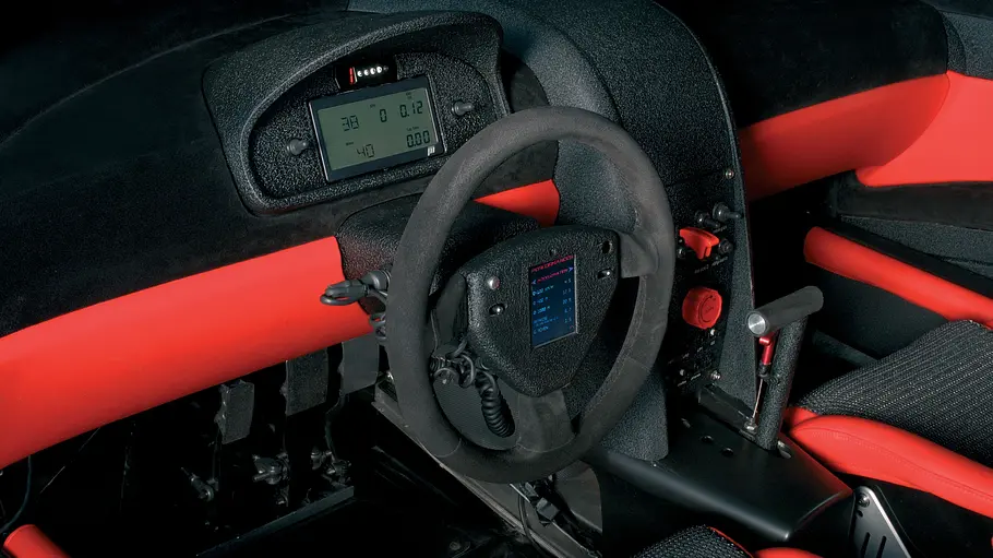 Das Cockpit des Peugeot 407 Silhouette