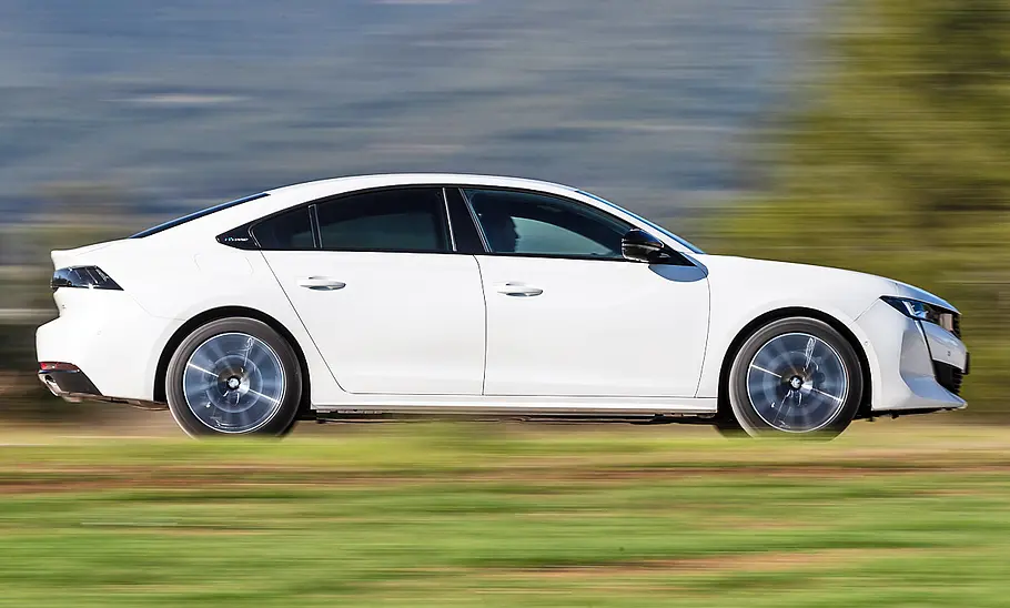 Peugeot 508 Hybrid 255 e-EAT8