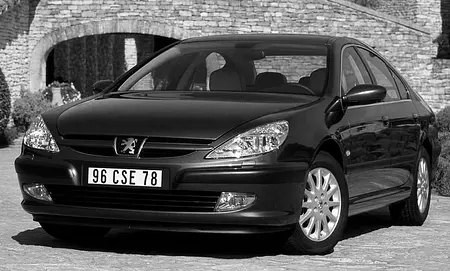 Peugeot 607