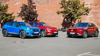 Peugeot e-2008/Hyundai Kona Elektro/Mazda MX-30 e-Skyactiv - Foto: Niklas Gotta
