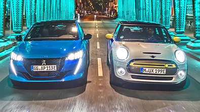 Peugeot e-208/Mini Cooper SE - Foto: Frank Ratering