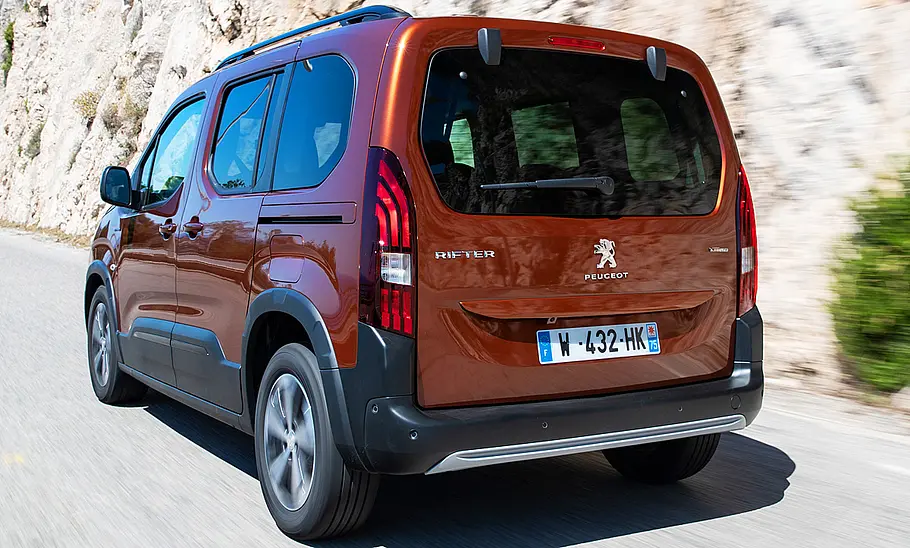 Peugeot Rifter (2018) Peugeot Rifter (2018)