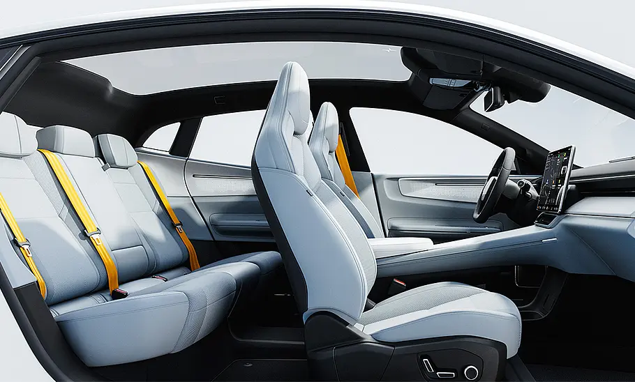 Polestar 4 (2024)