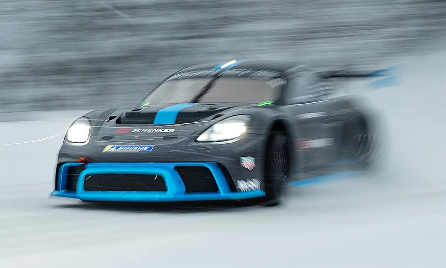 Porsche 718 GT4 ePerformance