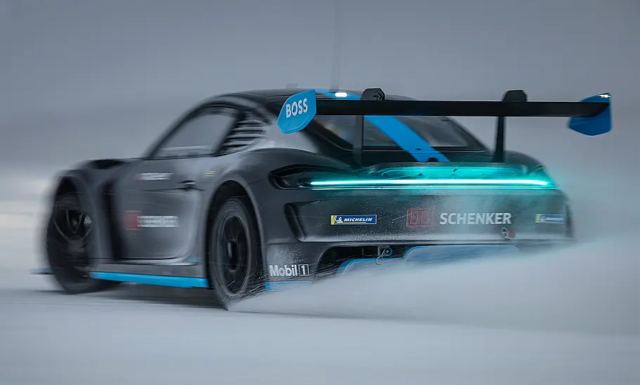 Porsche 718 GT4 ePerformance